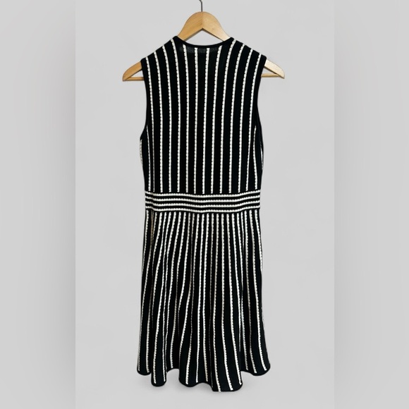 Calvin Klein Faux Wrap Striped Sleeveless Dress Size Large - Picture 4 of 6